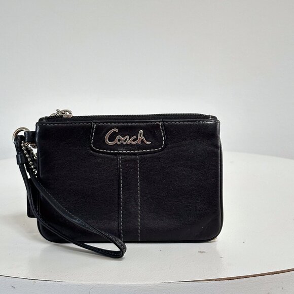 Vintage Coach Soft Black Leather Wristlet Clutch Purse - Picture 1 of 3